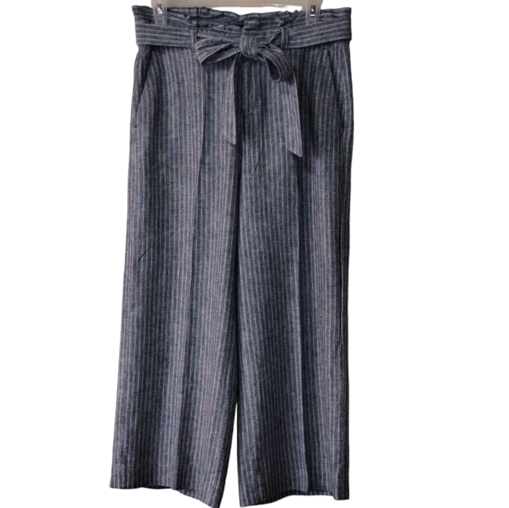 Banana Republic Women's Light Blue and White Linen Paperbag Wide Leg Crop Pants